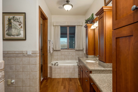 Custom-Built Luxury Home for Sale in Las Cruces, NM - image 21