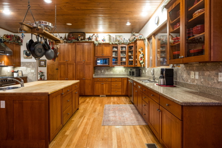 Custom-Built Luxury Home for Sale in Las Cruces, NM - image 13