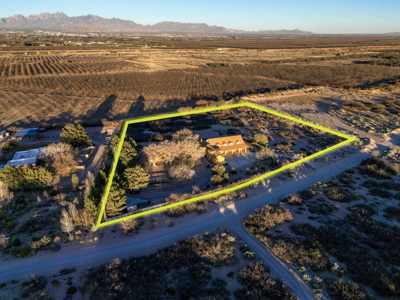 Custom-Built Luxury Home for Sale in Las Cruces, NM - image 50
