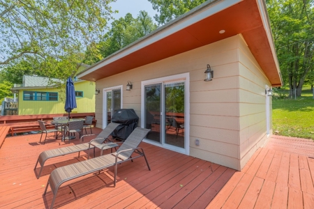 Two Claytor Lakefront Homes for Sale in Hiwassee VA! - image 34