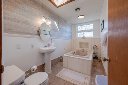 Claytor Lakefront Home in Pulaski County VA! - image 27