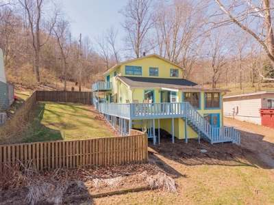 Claytor Lakefront Home in Pulaski County VA! - image 4