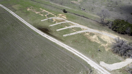 Live Water Property Just Outside of Glen Rose - image 12