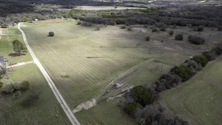 Live Water Property Just Outside of Glen Rose - image 1
