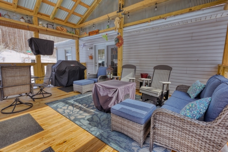 Country Home and Land for Sale in Floyd, VA - image 28