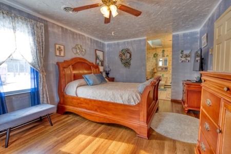 Country Home and Land for Sale in Floyd, VA - image 13