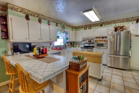 Country Home and Land for Sale in Floyd, VA - image 2