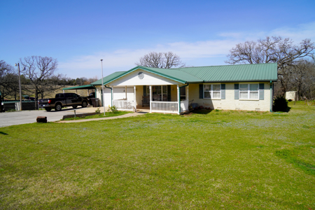 Central Oklahoma Hobby Horse Farm For Sale - image 1