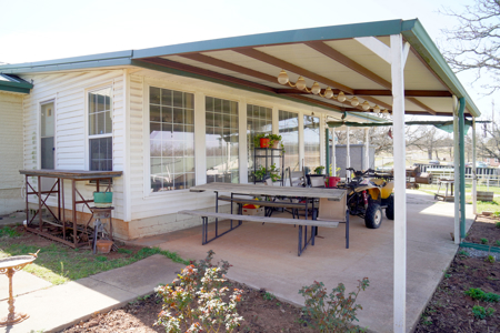 Central Oklahoma Hobby Horse Farm For Sale - image 22