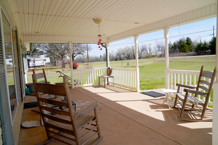Central Oklahoma Hobby Horse Farm For Sale - image 5