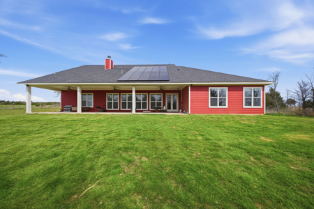 Home with Acreage in Gainesville Texas - image 4