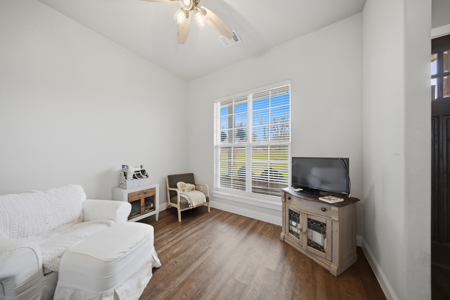 Home with Acreage in Gainesville Texas - image 11