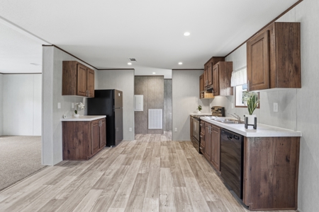 Brand New 2026 Home on 1.25 Acres in Levy County - image 13