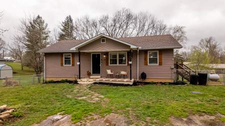 Home in Town | Mountain View, Missouri - image 4