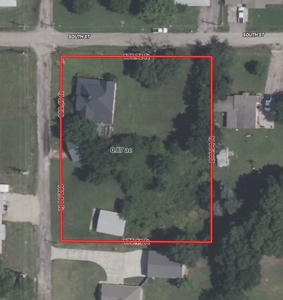 Victorian Fixer Upper in Blossom, TX - image 11