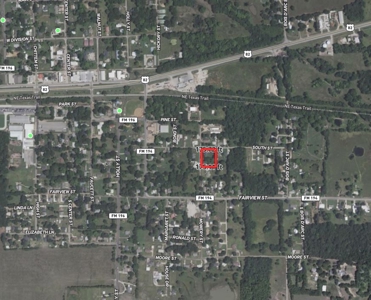 Victorian Fixer Upper in Blossom, TX - image 10