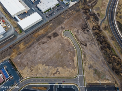 Commercial Lot For Sale in Union Gap, WA - image 2