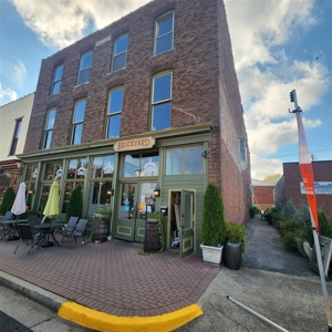 Commercial building/restaurant for sale in downtown Franklin, Ky. - image 3