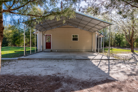 Serene 10-Acre Country Estate with Barndominium in Jennings, FL - image 27