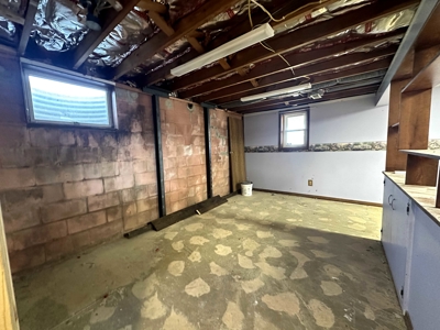 Country Home In Queen City MO FOR SALE - image 10