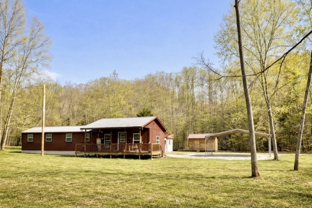 Private Cabin Retreat on 46.7-Acre in Lobelville, Tennessee - image 7