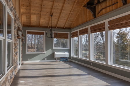 Beautiful Lake Front Home on Lake of the Oaks - image 16