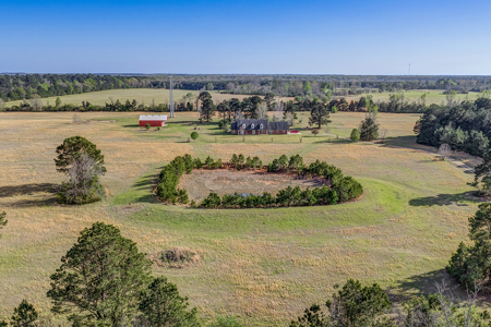 68.78 Acres Near Texarkana – Ponds, Barn & Country Home - image 8