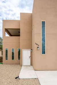 Contemporary Home for Sale in Las Cruces, NM - image 3