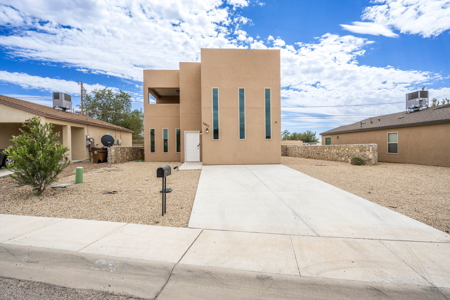 Contemporary Home for Sale in Las Cruces, NM - image 43