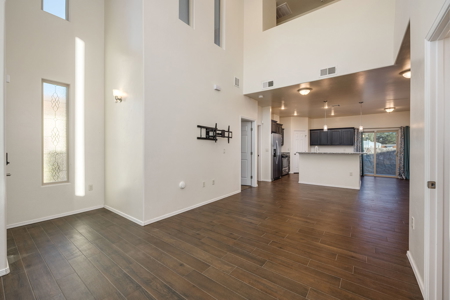 Contemporary Home for Sale in Las Cruces, NM - image 6