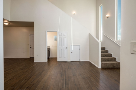 Contemporary Home for Sale in Las Cruces, NM - image 4