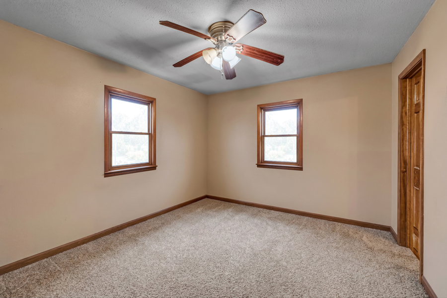 No Caption
