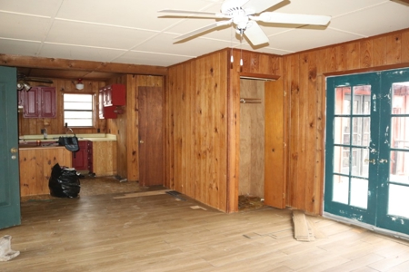 Fixer Upper Cabin in the Ozark Mountains For Sale - image 19