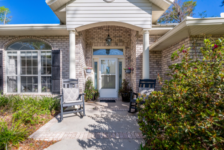 Riverfront Retreat 3BR Home on 2 Acres Along the Suwannee River - image 12