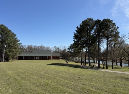 300 Acre+/- Private Estate For Sale In Tn, 2 Homes, Lake - image 2