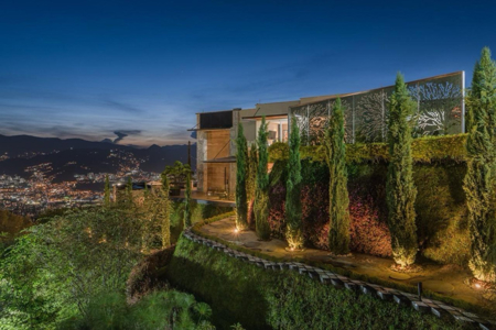 Casa de lujo en Vía Las Palmas Medellín - image 8