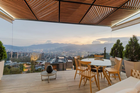 Casa de lujo en Vía Las Palmas Medellín - image 9