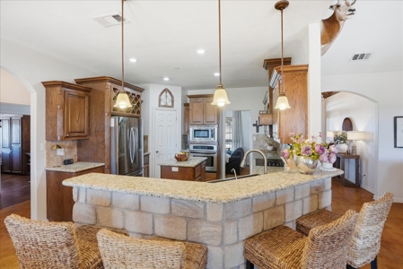 Elevated Country Living on 70 Acres in prime location - image 8