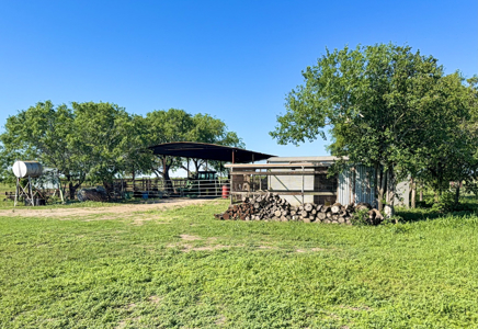 Elevated Country Living on 20 Acres in prime location - image 48