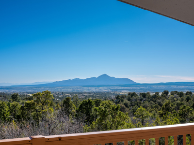 2,466 sf Home on 18 Acres with Unmatched Panoramic Views - image 4