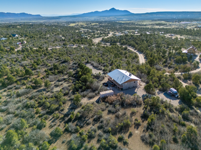2,466 sf Home on 18 Acres with Unmatched Panoramic Views - image 26