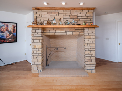 2,466 sf Home on 18 Acres with Unmatched Panoramic Views - image 23