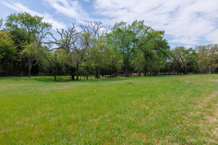 Ranch for Sale 76.5 Acres, 3 Ponds & Oak Timber Near Ben Wheeler - image 23