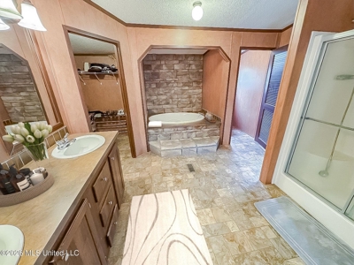 146 A Cloverdale Rd Near Natchez MS Quiet Home on 7.22 Acres - image 14