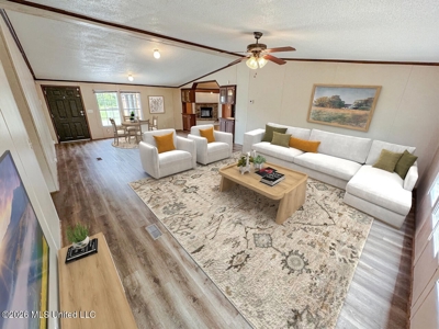 146 A Cloverdale Rd Near Natchez MS Quiet Home on 7.22 Acres - image 2