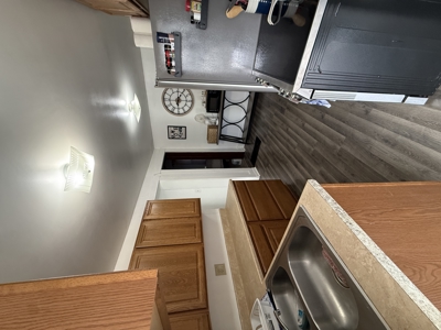 Charming Small-Town Living with Investment Potential in Mount Ayr - image 12