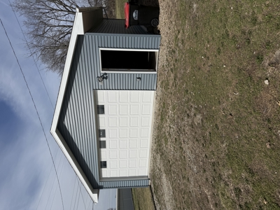 Charming Small-Town Living with Investment Potential in Mount Ayr - image 4