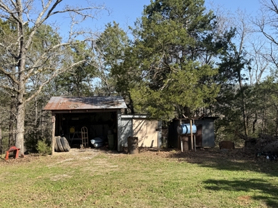 Country Home on 21 Acres near Red Oak, OK - image 16