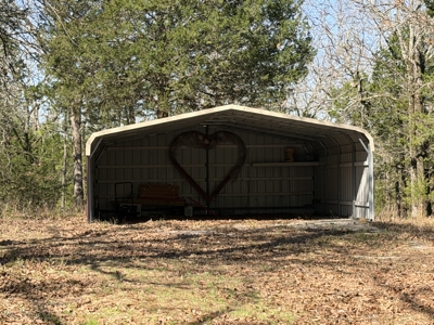 Country Home on 21 Acres near Red Oak, OK - image 24
