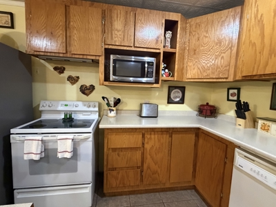 Country Home on 21 Acres near Red Oak, OK - image 33